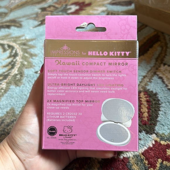 Impressions Vanity Hello Kitty Kawaii Compact Mirror - Picture 2 of 2